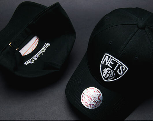 Kšiltovka Mitchell & Ness Low Pro Brooklyn Nets Black Strapback