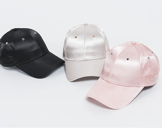 Dámská Kšiltovka New Era Premium 9FORTY Black/Silver Wing Strapback