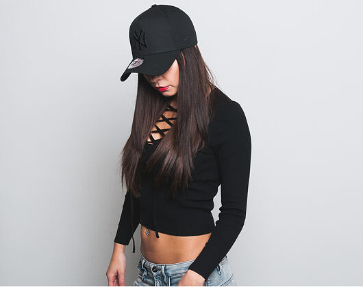 Kšiltovka New Era League Essential New York Yankees 9FORTY A-FRAME Black Snapback