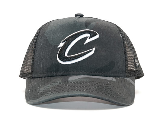 Kšiltovka New Era Trucker Washed Camo Cleveland Cavaliers 9FORTY Marine Navy Camo Snapback