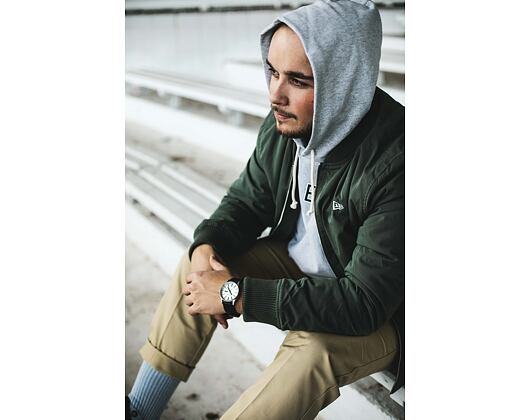 Bunda New Era Branded Sherpa Bomber New Olive
