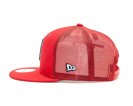 Kšiltovka New Era 9FIFTY Trucker Boston Red Sox Essential Scarlet/Official Team Colors