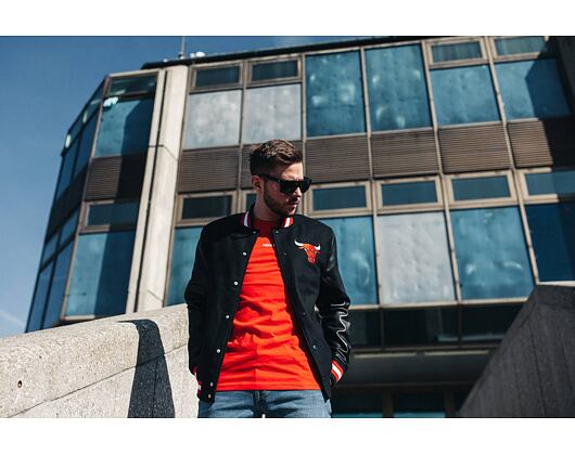 Triko New Era Essential Tee Red