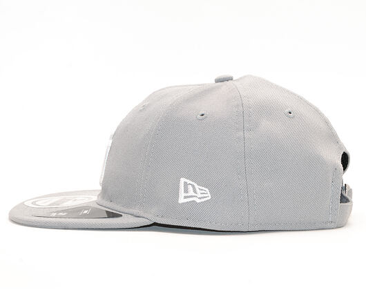 Kšiltovka New Era 9TWENTY New York Yankees Packable Gray/White Strapback