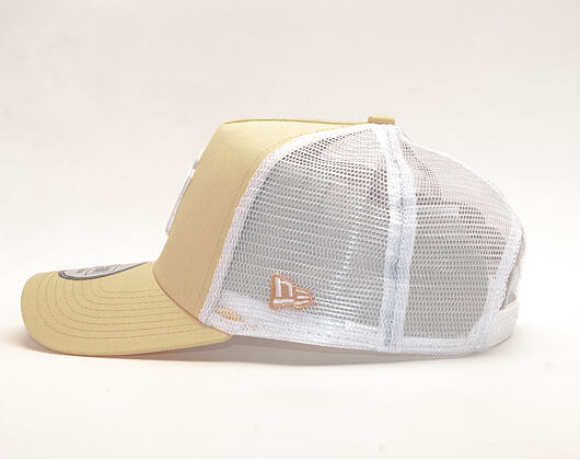 Kšiltovka New Era 9FORTY A-Frame Trucker New York Yankees League Essential Peach/White