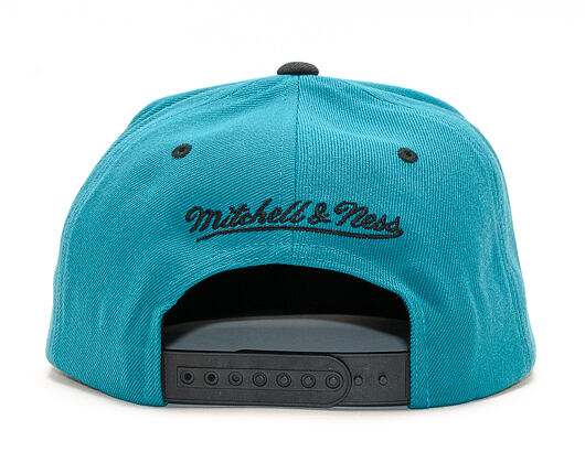 Kšiltovka Mitchell & Ness INTL226 Detroit Pistons HWC Team Arch Snapback