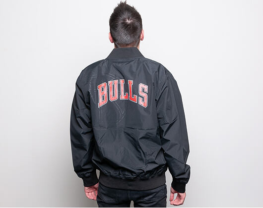 Bunda New Era Team Logo Bomber Chicago Bulls Black