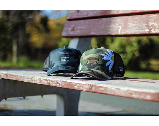 Kšiltovka New Era 9FORTY Trucker Military Flower Night Camo Snapback