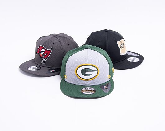 Kšiltovka New Era 9FIFTY NFL20 Sideline Home Green Bay Packers Snapback Team Color