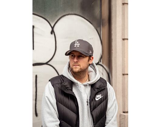 Kšiltovka New Era 9FIFTY Stretch Snap MLB League Essential Los Angeles Dodgers Graphite