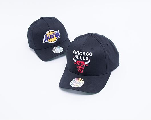 Kšiltovka Mitchell & Ness Chicago Bulls 537 Team Logo High Crown Black