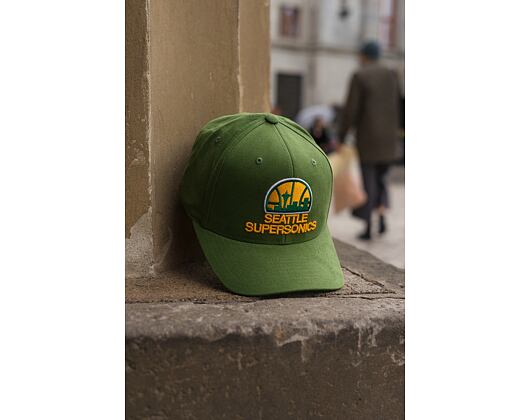 Kšiltovka Mitchell & Ness INTL840 Seattle Supersonics Cardinal 110 Snapback