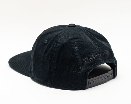Kšiltovka Mitchell & Ness CHAMPIONS DEADSTOCK MILWAUKEE BUCKS BLACK 6MSSS21HW045-MBUBLCK