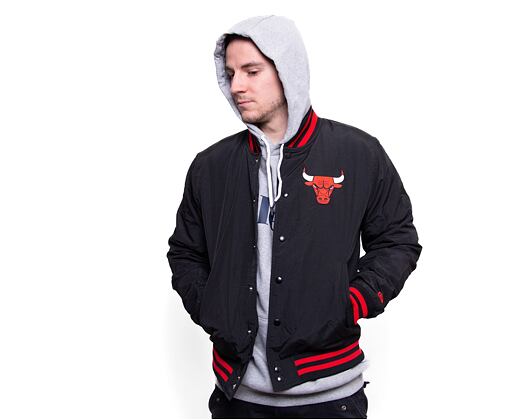 Bunda New Era NBA Team Wordmark Bomber Chicago Bulls Black