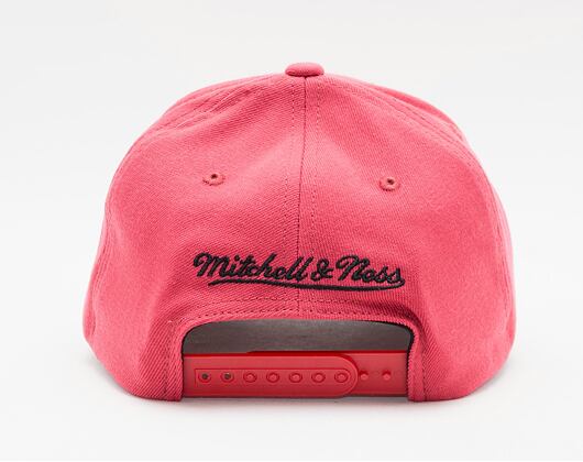 Kšiltovka Mitchell & Ness Chicago Bulls Red And Black Redline Stretch Snapback Red