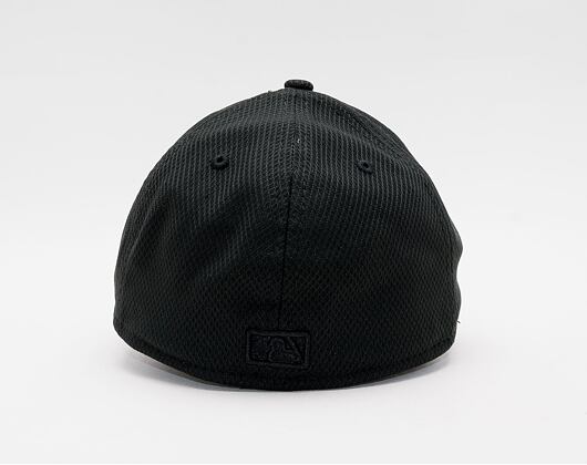 Kšiltovka New Era 39THIRTY Era Chicago White Sox Stretch Fit Black