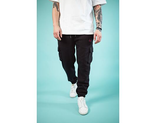 Tepláky New Era Utility Cargo Joggers Black / Bright Red