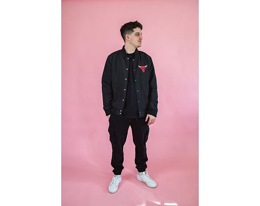 Bunda New Era NBA Team Logo Bomber Chicago Bulls Black / Red