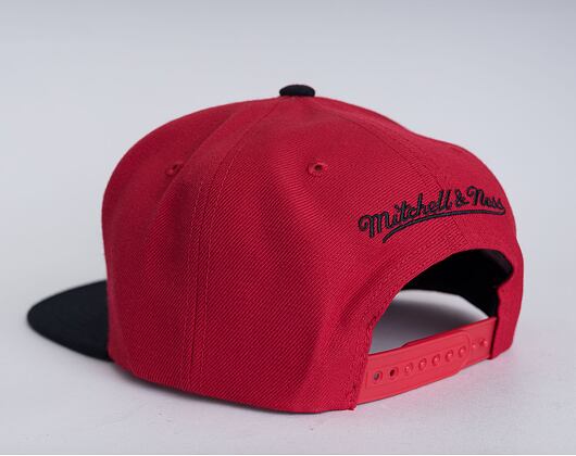 Kšiltovka Mitchell & Ness Chicago Bulls Team 2 Tone 2.0 Snapback HWC Red / Black