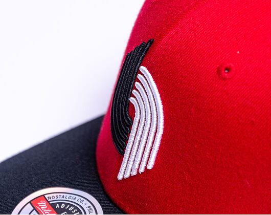 Kšiltovka Mitchell & Ness Team 2 Tone 2.0 Stretch Snapback Hwc Portland Trail Blazers Red / Black