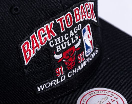 Kšiltovka Mitchell & Ness 91/92 Back 2 Back Champs Snapback HWC Chicago Bulls Black