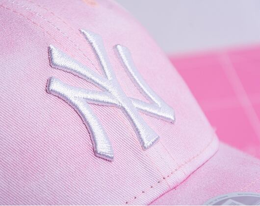 Dámská kšiltovka New Era 9FORTY Womens MLB Pastel Tie Dye New York Yankees Pink / White