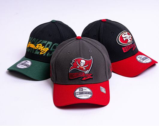 Kšiltovka New Era 39THIRTY NFL22 Sideline Tampa Bay Buccaneers