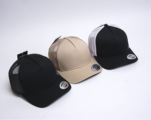 Kšiltovka Yupoong 5-Panel Retro Trucker Cap Khaki