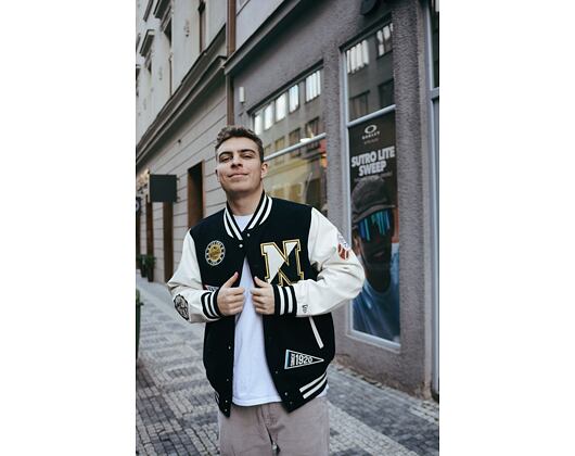 Bunda New Era Heritage Patch Varsity Jacket Navy / Off White