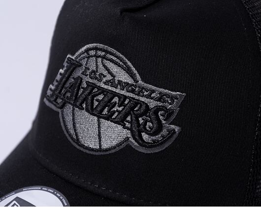 Kšiltovka New Era - NBA Black on Black 9FORTY Trucker - LA Lakers - Black