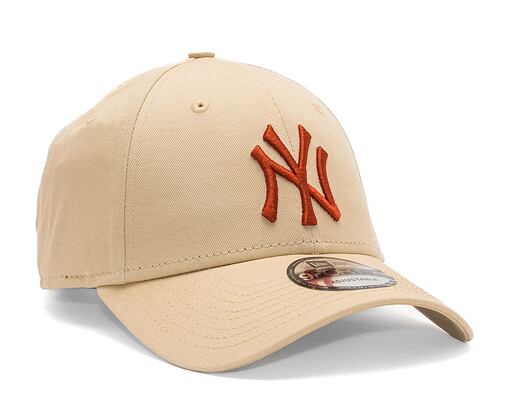 Kšiltovka New Era 9FORTY MLB League Essential New York Yankees Oat Milk / Redwood