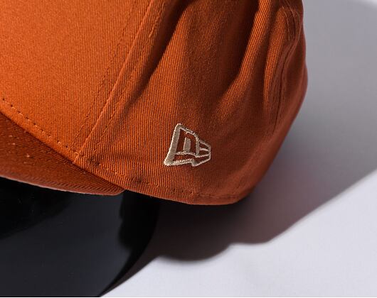 Kšiltovka New Era 9FIFTY MLB Side Patch Detroit Tigers Redwood / Oat Milk