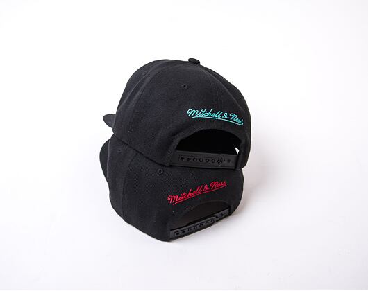 Kšiltovka Mitchell & Ness NBA Paint By Number Snapback Bulls Black