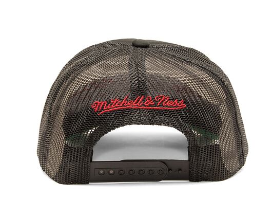 Kšiltovka Mitchell & Ness NBA Gold Leaf Trucker Bulls Black