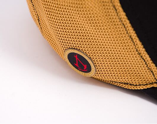 Kšiltovka Capslab - Trucker Assassins Creed - Naoe - Black / Red