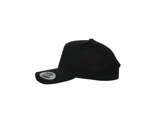 Kšiltovka Yupoong 5-Panel Curved Classic Snapback black