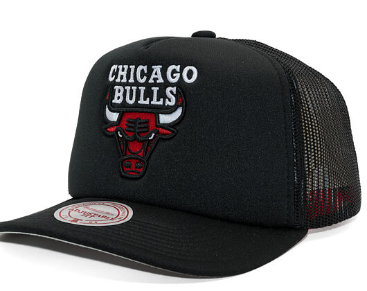Kšiltovka Mitchell & Ness - Hidden Trucker - Chicago Bulls - Black