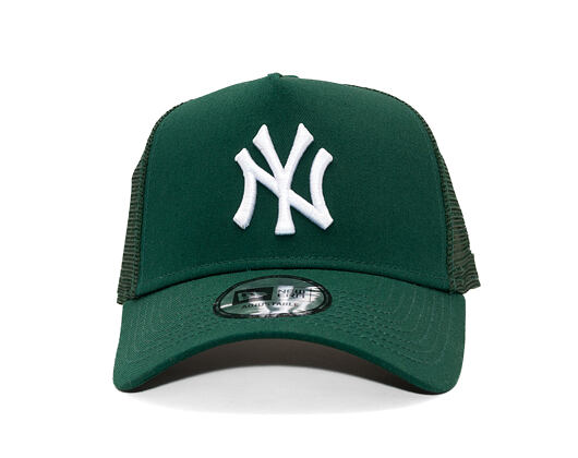 Kšiltovka New Era - MLB League Essential 9FORTY Trucker - NY Yankees - Dark Green / White