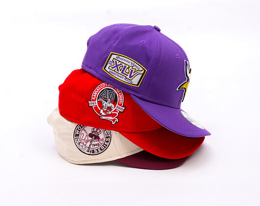 Kšiltovka New Era - MLB WS Patch Retro 9FORTY M-CROWN - NY Yankees - Cream / Burgundy