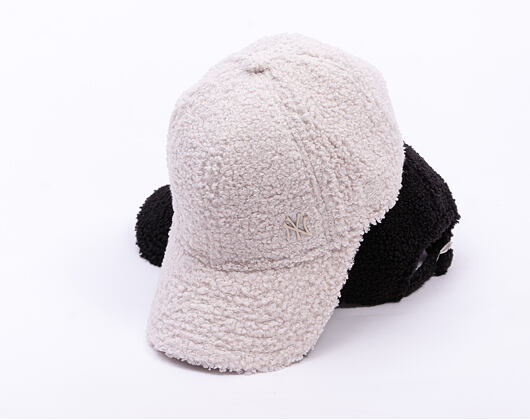 Dámská Kšiltovka New Era - MLB Borg Teddy Fleece 9FORTY - NY Yankees - Stone
