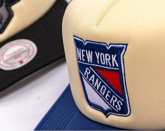 Kšiltovka Mitchell & Ness - NHL Vintage Block Trucker - New York Rangers - Cream