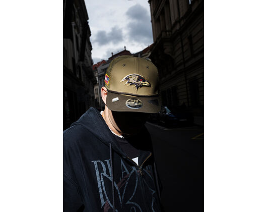 Kšiltovka New Era - NFL25 "Salute to Service" - 9SEVENTY Stretch-Snap - Baltimore Ravens