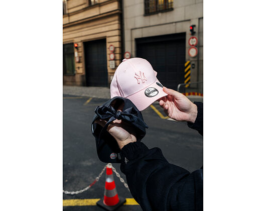 Dětská Kšiltovka New Era - MLB Kids Bow Back 9FORTY - NY Yankees - Pink