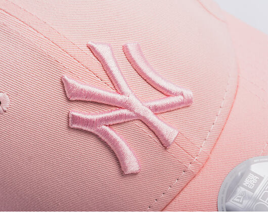 Dámská Kšiltovka New Era - MLB Essential 9FORTY - NY Yankees - Pink
