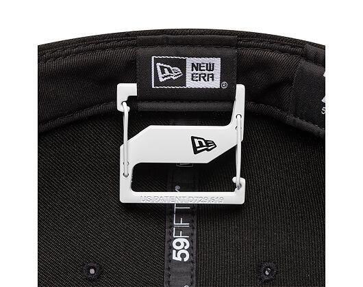 Karabina New Era - Branded Cap to Bag/Belt Clip - White