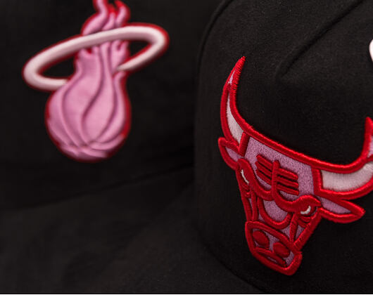 Kšiltovka Mitchell & Ness - All Heart - NBA - Chicago Bulls - Black