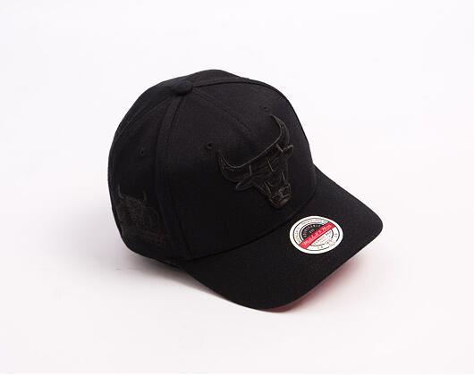 Kšiltovka Mitchell & Ness - Midnight Luxe - Classic Red Chicago Bulls - Black