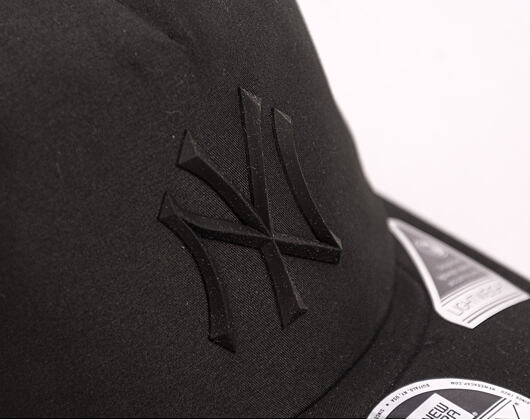 Kšiltovka New Era - MLB Sporty 9FORTY APEX A-Frame - NY Yankees - Black