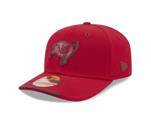 Kšiltovka New Era - NFL 2026 Sideline 9SEVENTY Stretch-Snap - Tampa Bay Buccaneers - Team Color