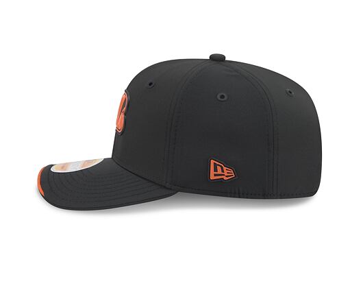 Kšiltovka New Era - NFL 2026 Sideline 9SEVENTY Stretch-Snap - Cincinnati Bengals - Team Color